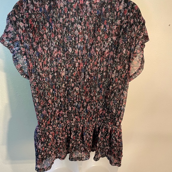 Floral Metallic Faux Wrap Top - Picture 3 of 7